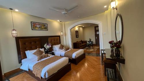 Twin Room with Mountain View
