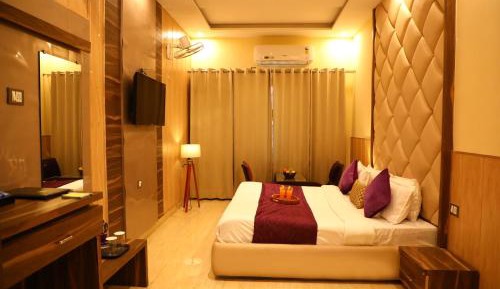 Suite with Balcony