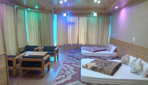 Family Room with Mountain View