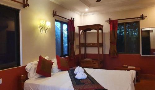 King Room with Pool View