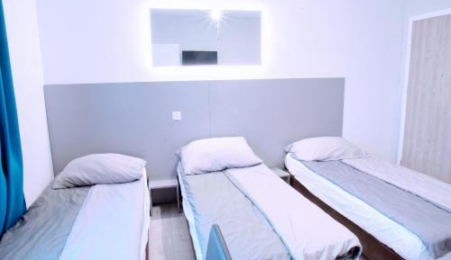 Quadruple Room with Private Bathroom