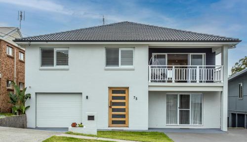 Six-Bedroom House