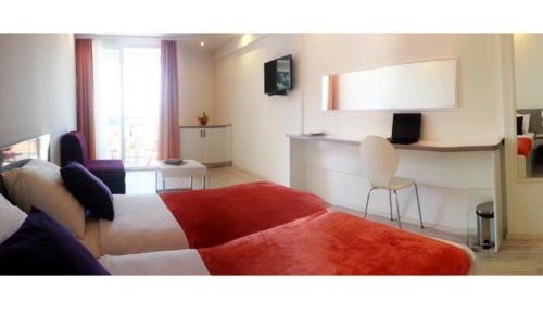 Deluxe Triple Room with Sea View