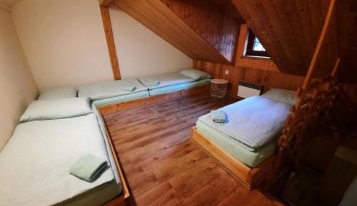 Quadruple Room with Private Bathroom