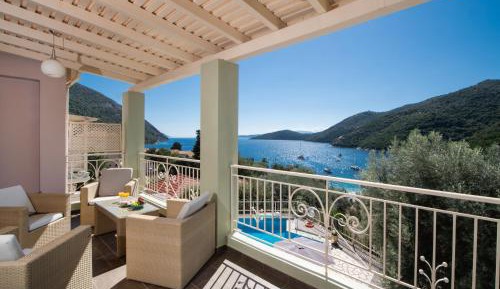 Deluxe Suite with Sea View