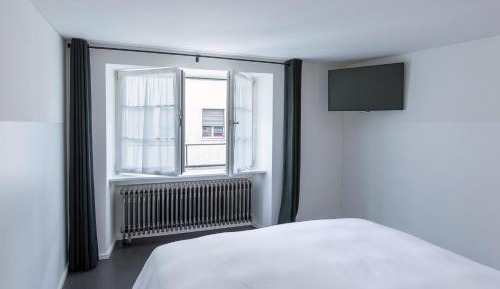Small Single Room