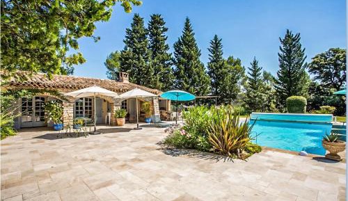 Five-Bedroom Holiday Home