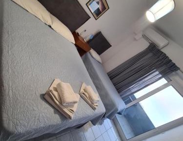 Studio Apartment with Sea View (2-3 Adults)