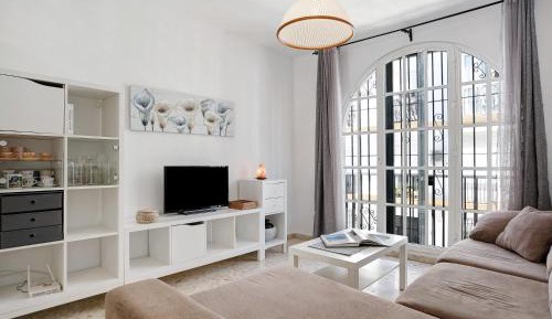 Superior One-Bedroom Apartment with Balcony
