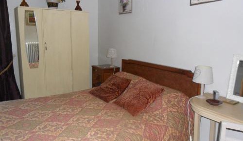 One-Bedroom Cottage