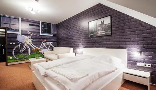 Deluxe Double Room with Extra Bed