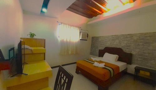 Queen Room