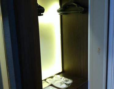 Standard Double Room with City View