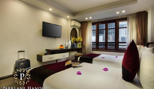 Triple Room with City View