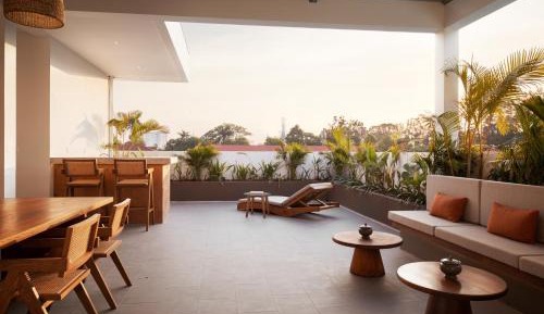 Penthouse Rooftop Suite 