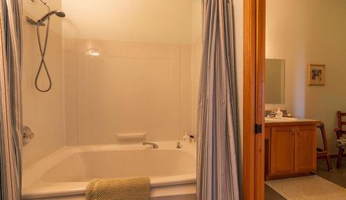 King Suite with Ocean View