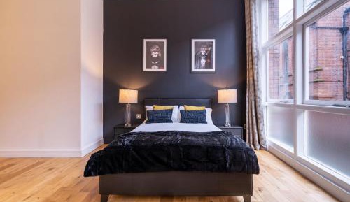 Deluxe Double Room with Bath