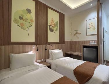 Superior Twin Room