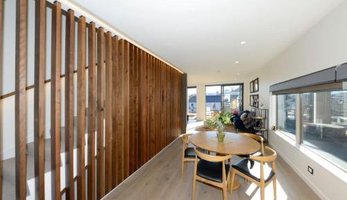 Apartment - Split Level