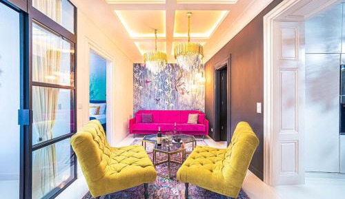 Deluxe Apartment