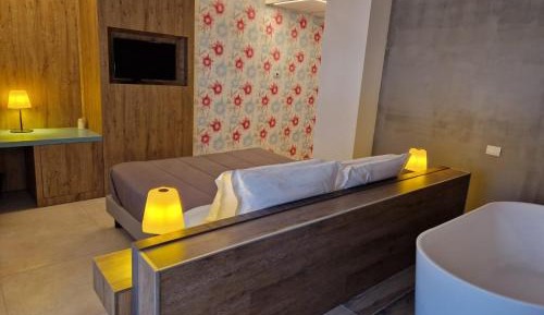 Standard Double Suite