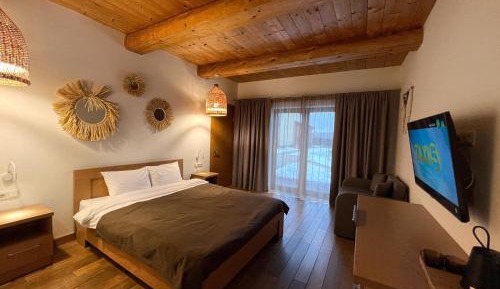 Deluxe Double or Twin Room