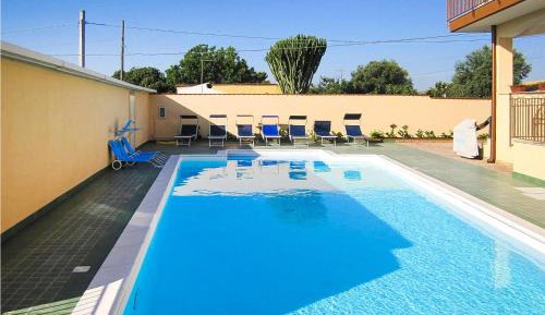 Eight-Bedroom Holiday Home