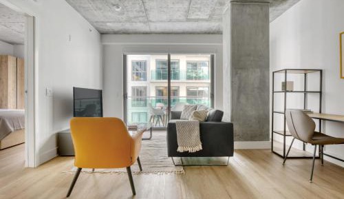 One-Bedroom Apartment