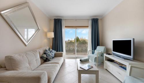 Two-Bedroom Superior Apartment