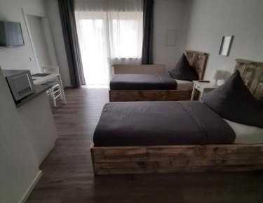 Twin Room with Private Bathroom