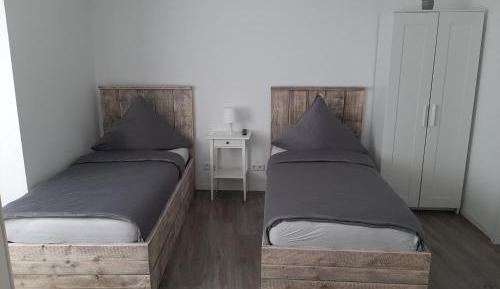 Twin Room with Bathroom