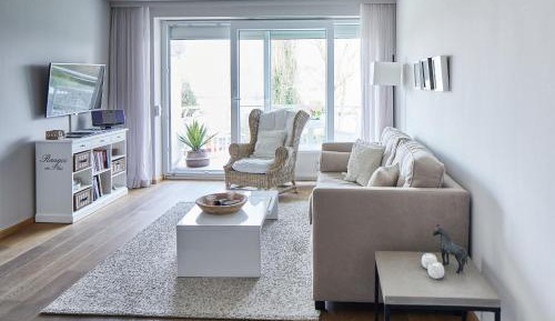 One-Bedroom Apartment with Balcony