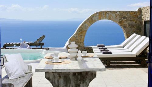 Villa with Sea View