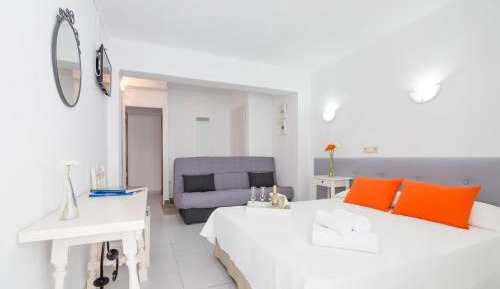 Superior Double Room with Balcony