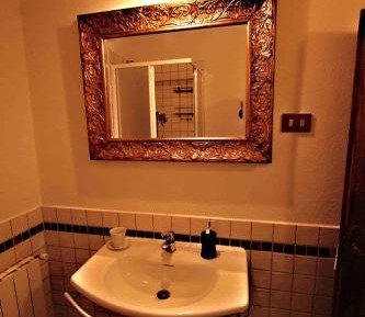 Economy Double Room with Private Bathroom