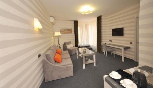 Suite with Terrace