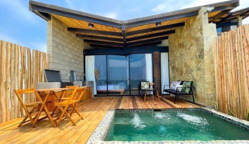 Villa - Beach Front