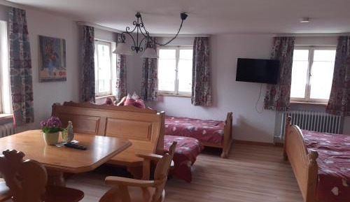 Classic Triple Room