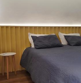 Studio - Split Level