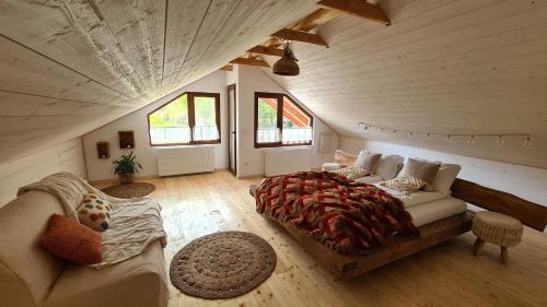King Room with Mountain View