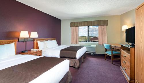 Queen Room with Two Queen Beds - Non-Smoking