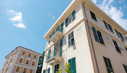 Superior One-Bedroom Apartment