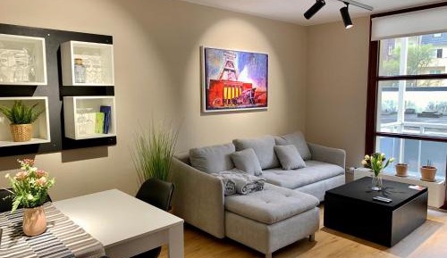 One-Bedroom Apartment