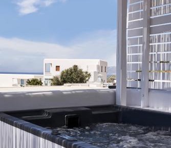 Suite with Hot Tub