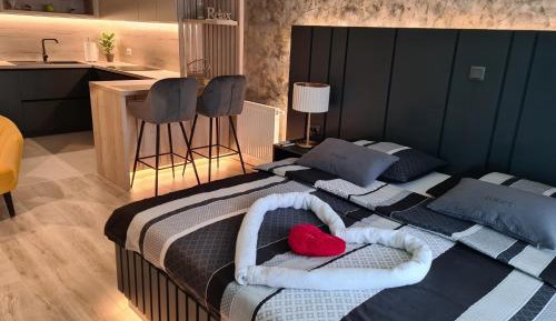 Studio Apartment with Terrace