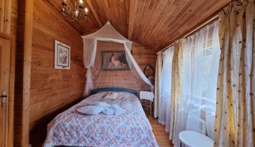Bungalow (2 Adults)
