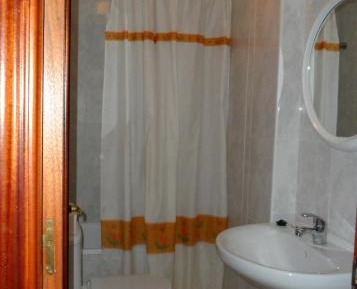 One-Bedroom Apartment (2 Adults + 1 Child)