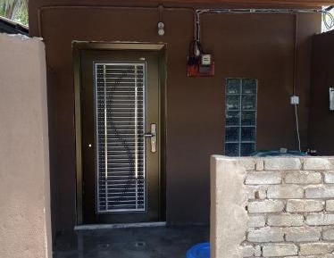 One-Bedroom House