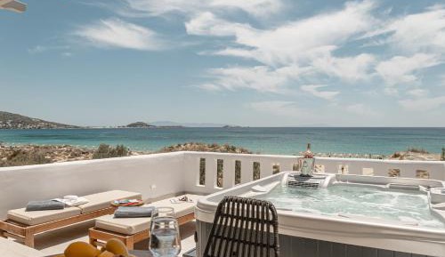  Superior Suite with Jacuzzi and Sea view