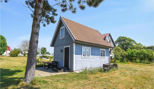One-Bedroom Holiday Home